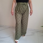 شلوار راحتی زنانه نخی طرح CK نقرهکوب رنگ سبز مناسب تا سایز 50